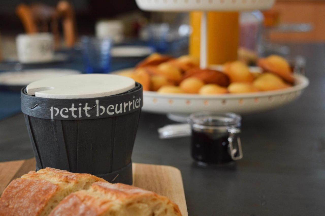 Mont Voyageur Bed & Breakfast Sains Bagian luar foto